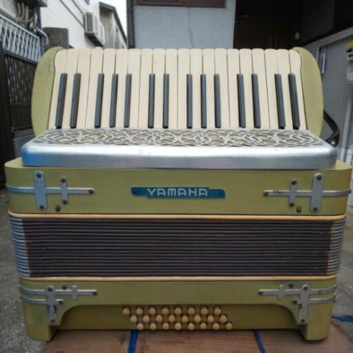 レトロ アコーディオン | inwave.com.br
