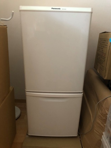 Panasonic　冷蔵庫　2ドア　パナソニック　冷凍冷蔵庫　NR-TB147W(W)　138L　2015年製