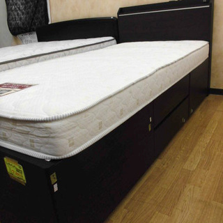 シングルベッドⒶ 木製フレーム こげ茶 マットレス付き 宮棚