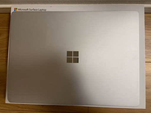 マイクロソフト Surface Laptop 2 プラチナ（本体＋充電器＋アダプタ＋