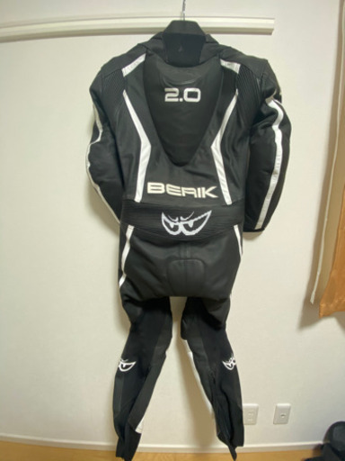 【美品】BERiK 2.0 牛革スタンダード　ユーロサイズ　レーシングスーツ