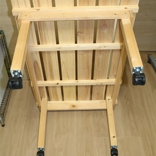 交渉中 キャスター付きすのこふとん台押入れ整理棚 布団収納ラック あいびー 中野の収納家具 布団収納 の中古あげます 譲ります ジモティーで不用品の処分