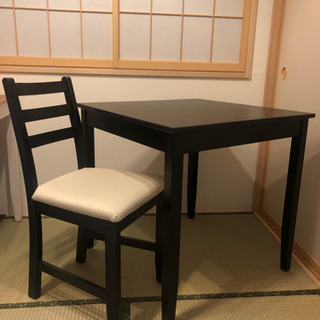 テーブル＋椅子2脚