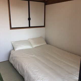 浅草の奥座敷　2月いっぱい一日9500円　5～6人泊まれ、家具も...
