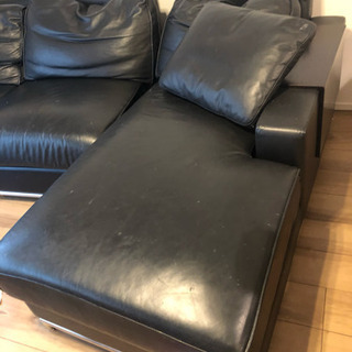 クラスティーナ ウルティマ カウチソファー総革張りブラック