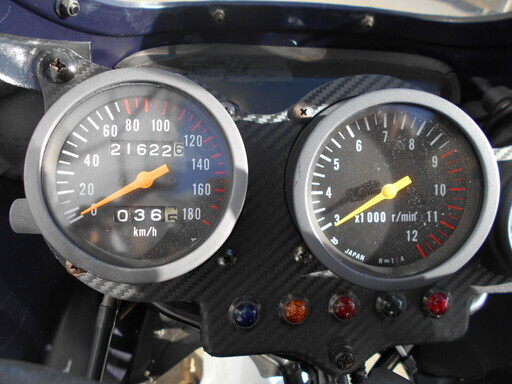 RG250ガンマ 青/白 社外チャンバー付き レーサーレプリカブーム元祖の