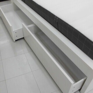 IKEA/イケア ダブルベッド マットレス付き 高さ調整可能 ホワイト 苫小牧西店