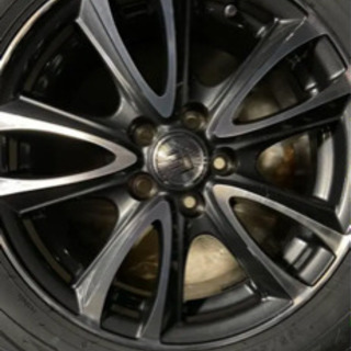 スタッドレスタイヤ　売り切り　すぐ引き取りに来れる方