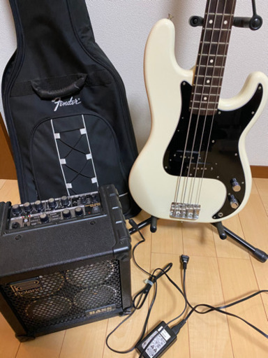 Fender Japan ベース