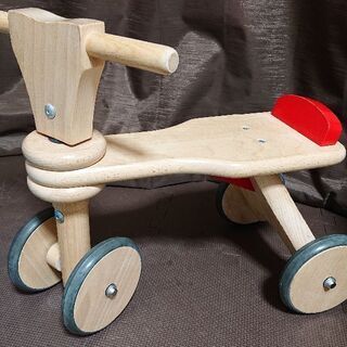 木製四輪車(チャイルドウォーカー)
