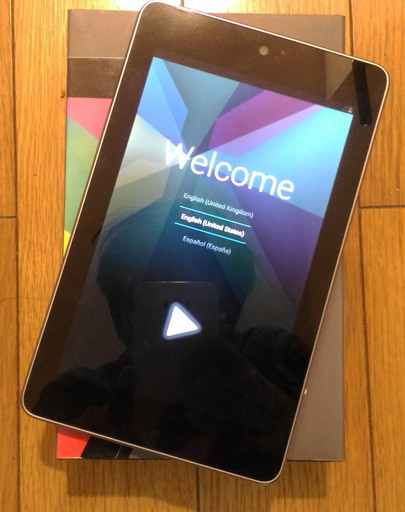 新品　タブレット nexus7 3g+wifi データ通信可能モデル
