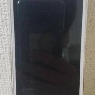【中古】iPhone5  本体(16GB)au