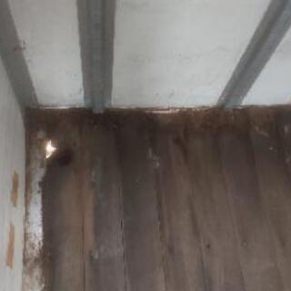 値下げ中】【3tでも配送可】アルミコンテナ 【床にダメージあり】 長さ