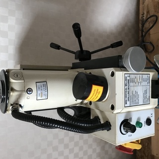 卓上フライス盤