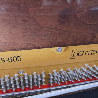 11月2日アップライトピアノ 値下げ⭐️¥298,000→230,000⭐️ リヒテンシュタインある意味レアです 