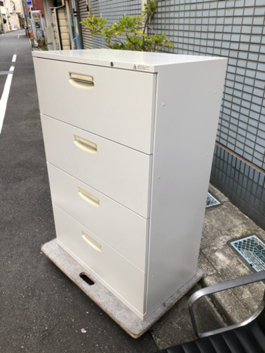 事務用品オカムラ、キャビネット4段 事務用品オカムラ、キャビネット4段 【公式通販】