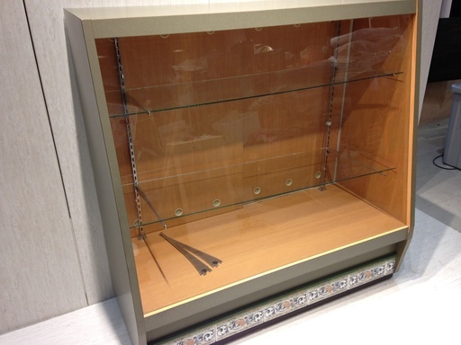 再値下げ！■Z725■愛知県高浜市発！引取限定 ガラスショーケース 硝子 店舗商品 陳列棚 店舗什器 キャビネット