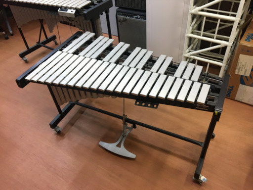 ※入札終了※【同時出品中】YAMAHA 高級モデル 鉄琴 メタロフォン YT-300D