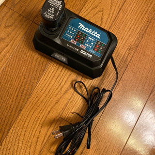その他 再出品！お値下げ！！インパクトドライバー7.2V！バッテリー2個 