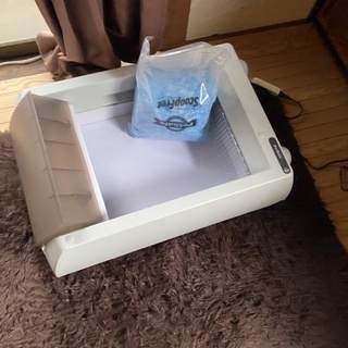 新品未使用品　自動猫トイレ