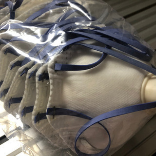 ウィルス対応の医療用マスク500-600枚