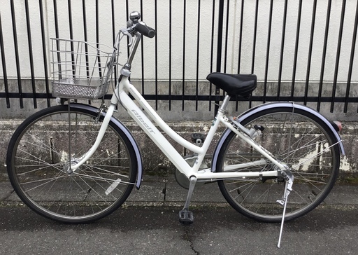 良品☆ ブリヂストン アルベルト・AB65L5 26インチ自転車 ホワイト 