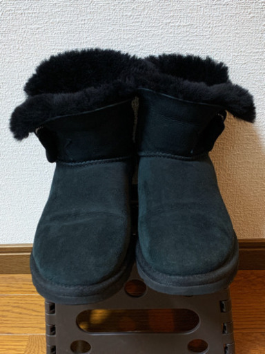 UGGムートンブーツ　JACKEE ジャッキー　黒　スワロフスキー