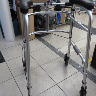 【引取限定】EAST　歩行器　セーフティアーム　中古品【小倉南区】 引取限定】EAST 歩行器 セーフティアーム 中古品【小倉南区】