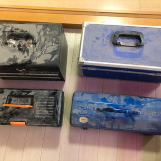 工具箱＋中身の工具一式　ツールボックス