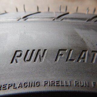 ピレリＰ－ＺＥＲＯランフラット　245/40Ｒ19　2本　ＢＭＷ　５、６シリーズ