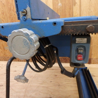 ベンチ丸のこ 動作確認済み 刃径 テーブル 丸ノコ チップソー 付き