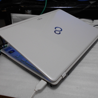 ノートパソコン 富士通 FMV LIFEBOOK Windows10 i3-2350M メモリ4GB