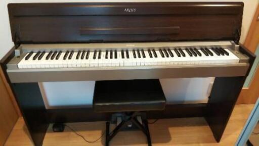 ヤマハ 電子ピアノ Arius 2010年製 YDP-S31 中古
