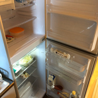 冷蔵庫225L 2018年製 2/2〜2/4で引取