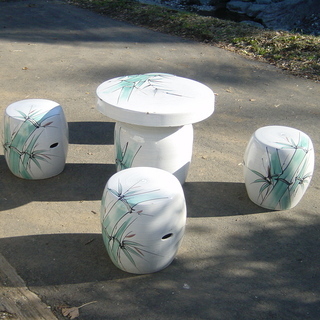 陶器のガーデンテーブル3点セット