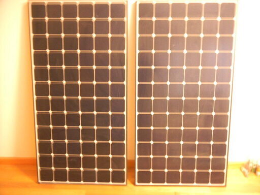 東芝　太陽電池モジュール　ソーラーパネル 2枚　５００Ｗ　Ｙ字型並列用ケーブル付