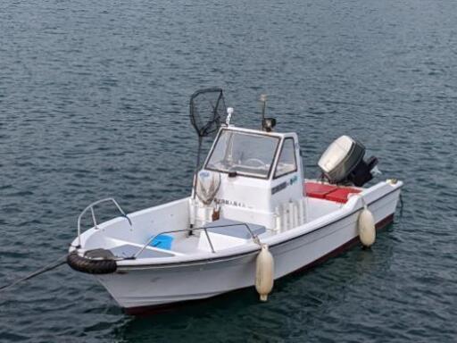 プレジャーボート 釣り船