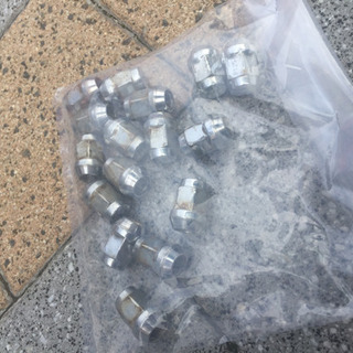 スタットレスタイヤ アルミホイール 155/65/14 4本セット ナット付き‼️