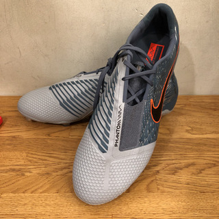 ナイキ　ファントムヴェノム　FG