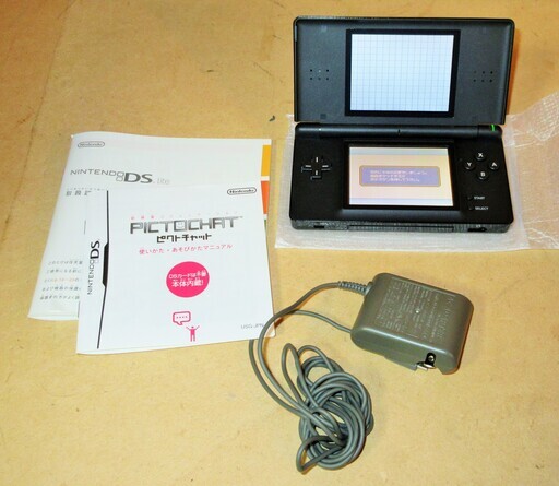 任天堂 ニンテンドー Nintendo Ds Lite Usg 001 本体 ブラック 人気の携帯型ゲーム機 ロボコン 港南台のポータブルゲーム ニンテンドーds 3ds の中古あげます 譲ります ジモティーで不用品の処分