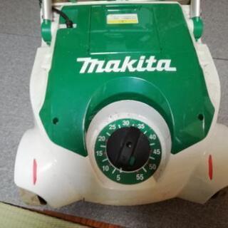 その他 値下げしました。マキタ家庭用電源芝刈り機