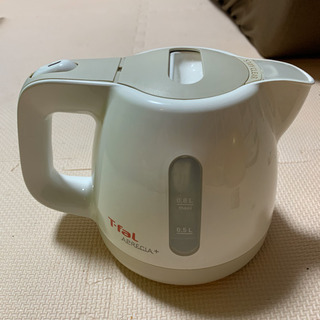 【未使用品】新生活にどうでしょう？32液晶TV・トースター・カセットコンロ・ケトル 未使用品】新生活にどうでしょう？32液晶TV・トースター・カセット