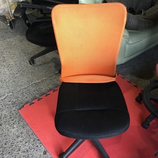 椅子    オレンジ