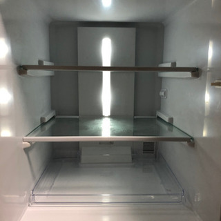 コンパクトでオシャレな冷蔵庫