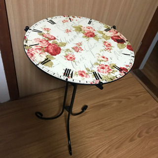 アンティークなテーブル美品