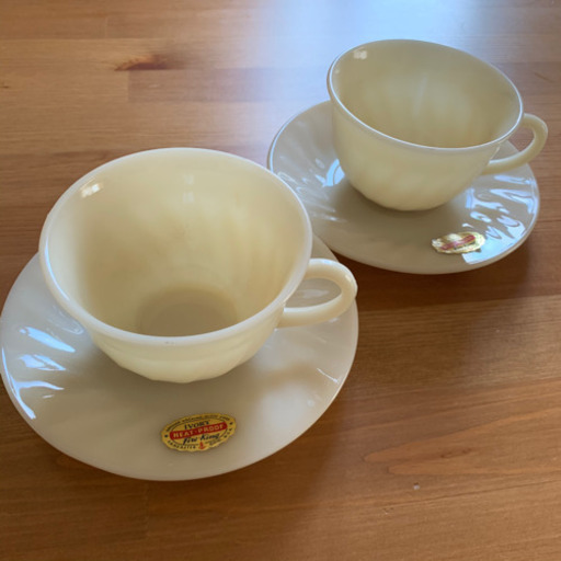 ファイヤーキング アイボリー スワール カップ＆ソーサー 美品