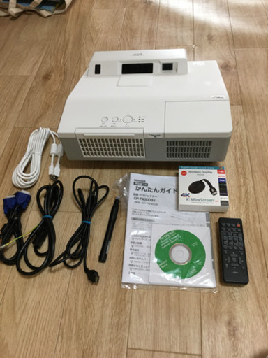 HITACHI 超短投写モデルプロジェクター CP-TW3003 特別サービス HITACHI 超短投写モデルプロジェクター CP-TW3003 特別サービス
