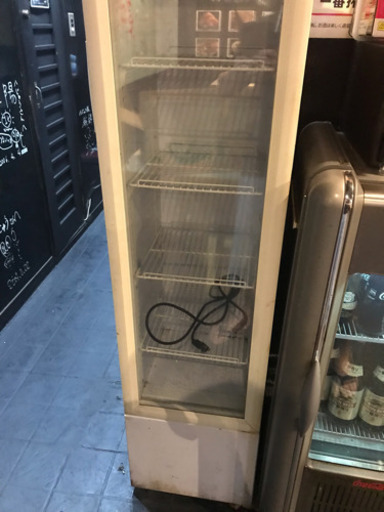 早い者勝ち店舗用長細い冷蔵庫 ひろかず 渋谷のキッチン家電 冷蔵庫 の中古あげます 譲ります ジモティーで不用品の処分