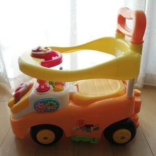 ☆早割500円引☆ あんぱんまん手押し車 よくばりビジーカー２ ...