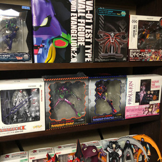 エヴァンゲリオン　フィギュア　グッズ　コレクション